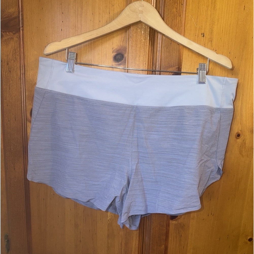 Athleta Run With It 3.5" Running Shorts Stretch Pocket Purple Gym Women's XL